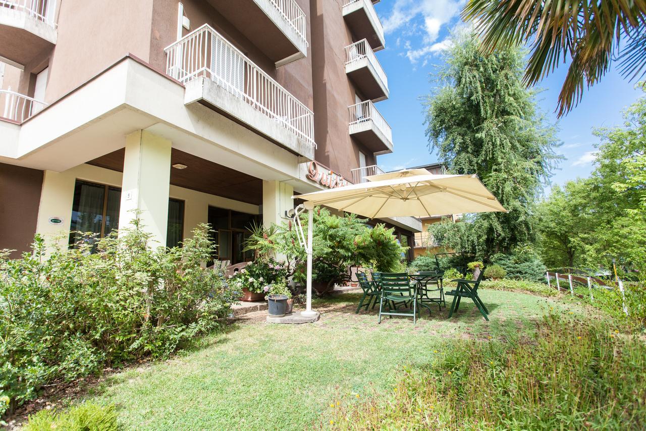 Tabiano Terme Hotel Quisisana מראה חיצוני תמונה