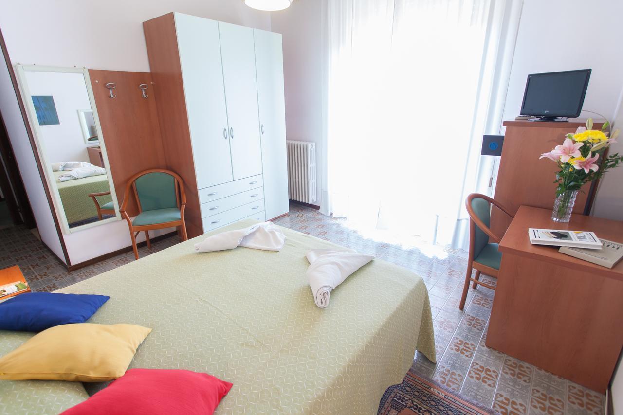 Tabiano Terme Hotel Quisisana מראה חיצוני תמונה